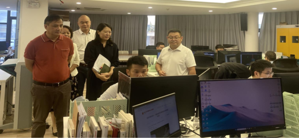 中共三亚市常委、统战部潘国华部长，崖州湾科技城管理局蒋志敏副局长等一行莅临我司考察指导工作(图1)